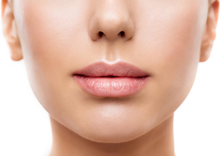 SECRET TRICKS TO GET THAT HEALTHY, PLUMP, AND KISSABLE LIPS